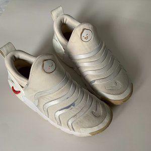 Nike Dynamo Go Flyease SE 1